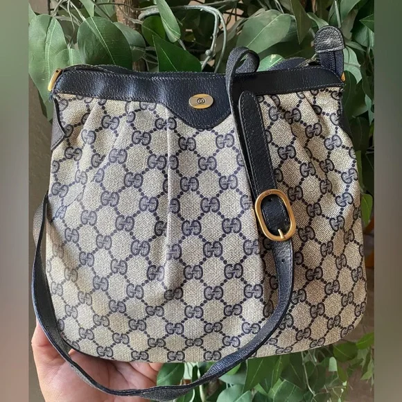 Vintage Gucci cross body - Picture 1 of 9